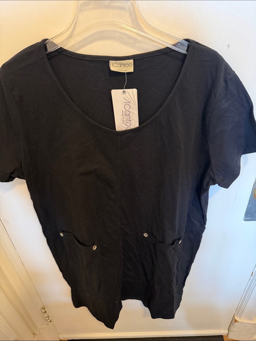Black Short-Sleeve Tunic with Front Pockets